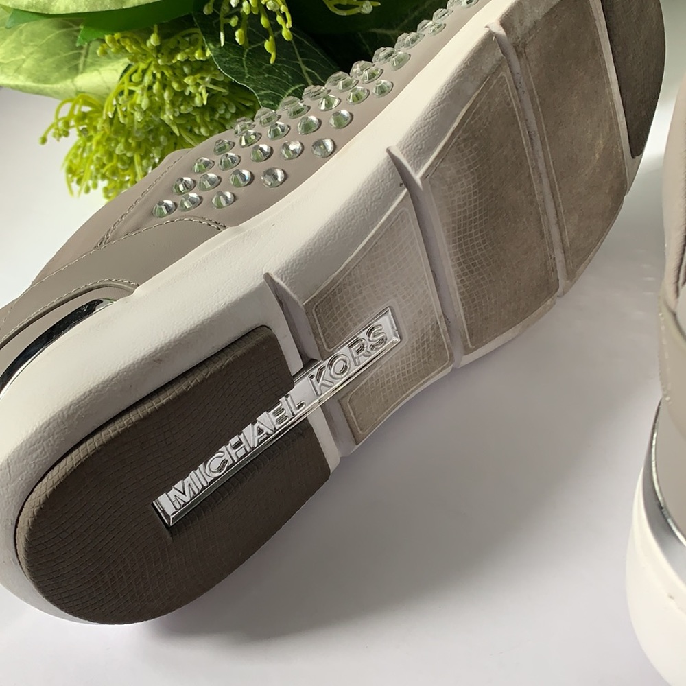 🔥🔥🔥Michael Kors embellished sneakers size 7 US🔥🔥🔥 - Picture 6 of 9